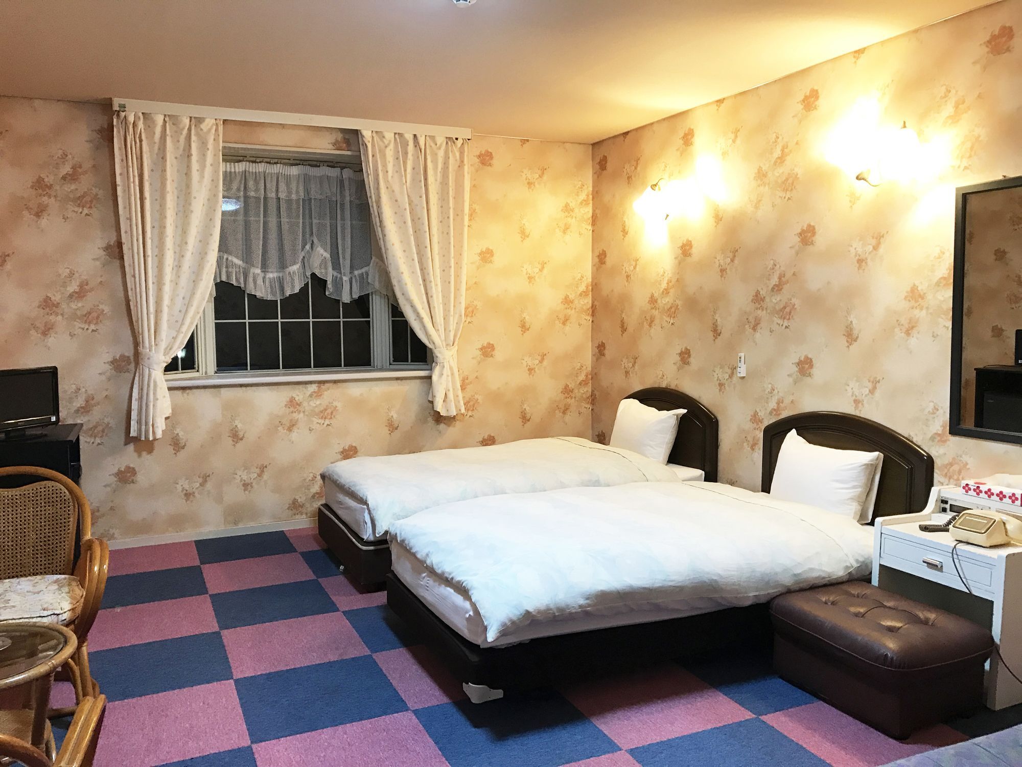 Hotel ペンション百万本のバラ "A Million Roses" Shimoda  Exterior foto