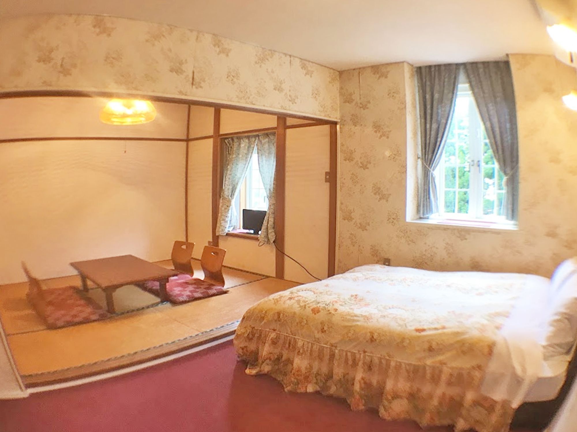 Hotel ペンション百万本のバラ "A Million Roses" Shimoda  Exterior foto